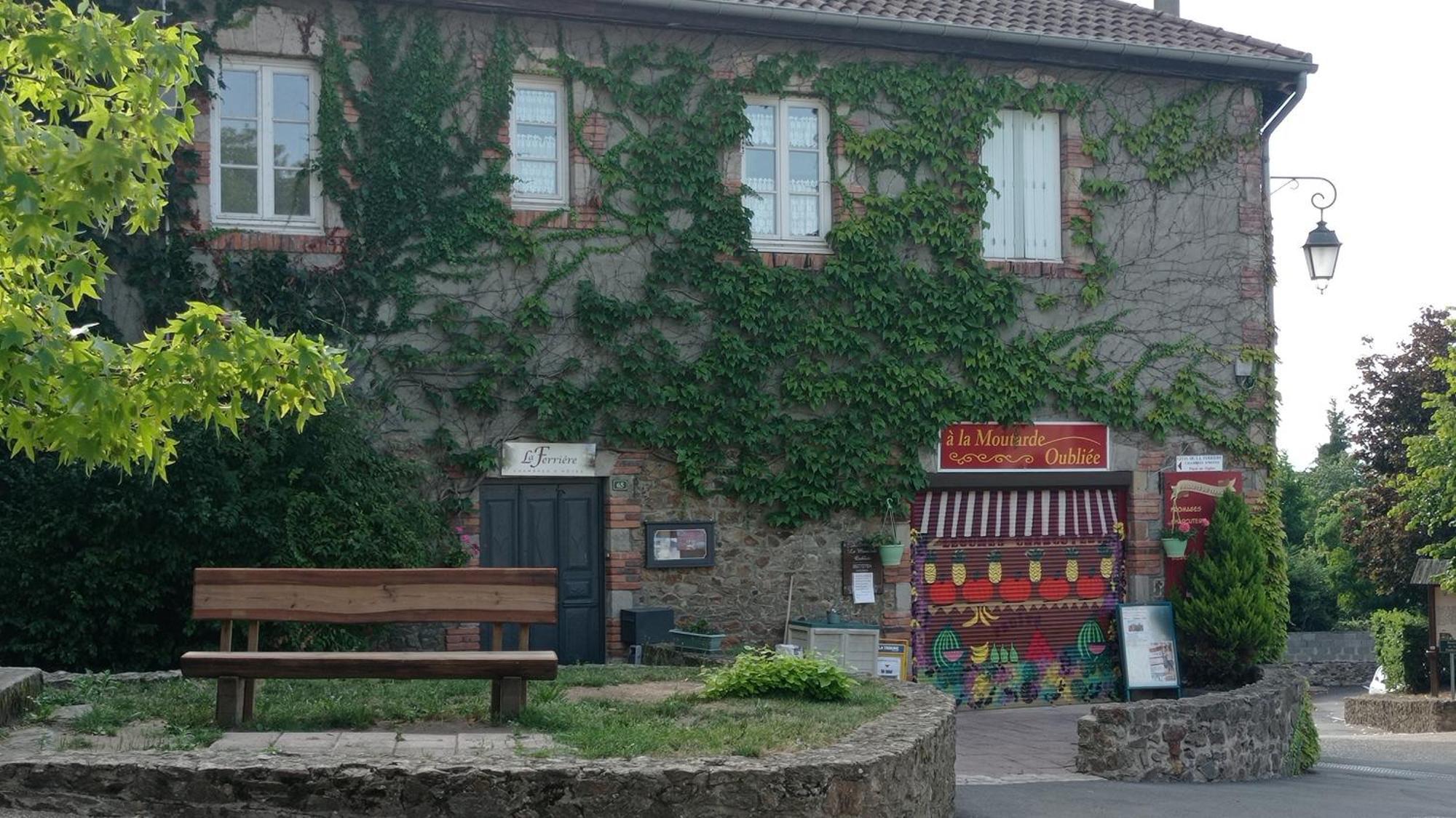 مبيت وإفطار Saint-Médard-en-Forez La Ferriere المظهر الخارجي الصورة