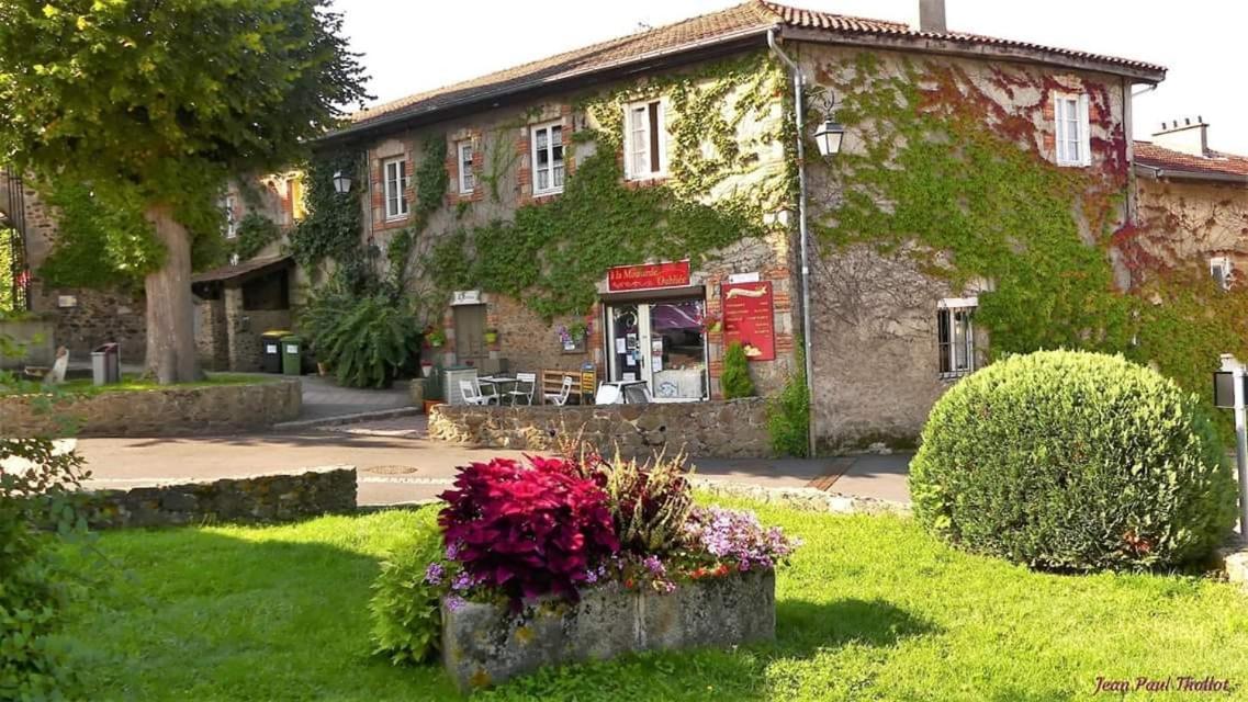 مبيت وإفطار Saint-Médard-en-Forez La Ferriere المظهر الخارجي الصورة